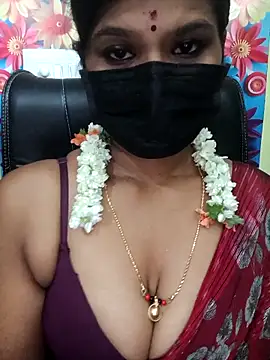 Snapshot of Premalatha_28 chatting on April 9, 5:40 pm Premalatha 28 online show from April 9, 5:40 pm
