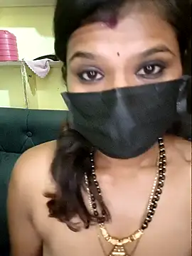 Snapshot of Premalatha_28 chatting on April 19, 7:05 pm Premalatha 28 online show from April 19, 7:05 pm