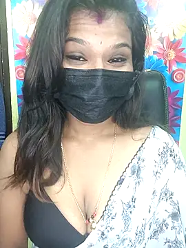 Snapshot of Premalatha_28 chatting on April 21, 4:23 pm Premalatha 28 online show from April 21, 4:23 pm