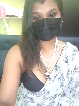 Snapshot of Premalatha_28 chatting on April 22, 8:10 pm Premalatha 28 online show from April 22, 8:10 pm