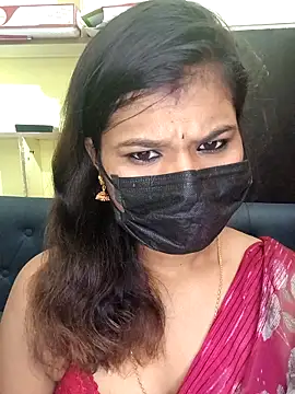 Snapshot of Premalatha_28 chatting on April 29, 6:58 pm Premalatha 28 online show from April 29, 6:58 pm