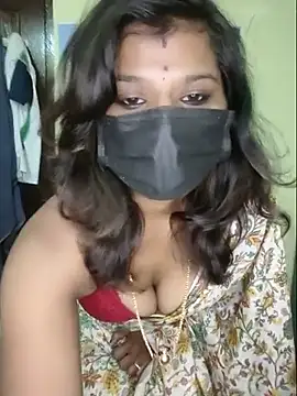 Snapshot of Premalatha_28 chatting on June 25, 5:45 am Premalatha 28 online show from June 25, 5:45 am