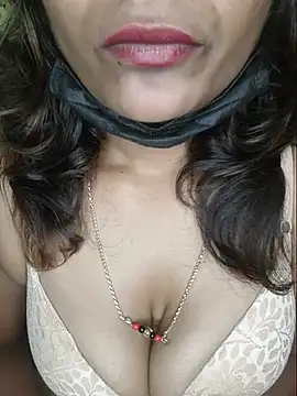 Snapshot of Premalatha_28 chatting on July 3, 8:54 am Premalatha 28 online show from July 3, 8:54 am
