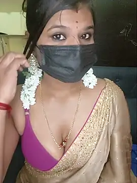 Snapshot of Premalatha_28 chatting on July 4, 6:36 pm Premalatha 28 online show from July 4, 6:36 pm