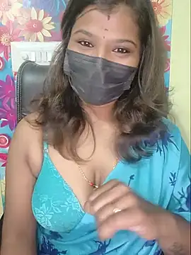 Snapshot of Premalatha_28 chatting on July 25, 5:43 pm Premalatha 28 online show from July 25, 5:43 pm
