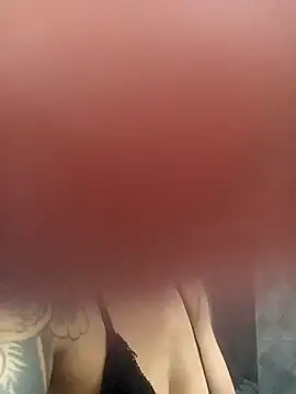 Snapshot of biadominatrix chatting on February 13, 5:42 pm biadominatrix online show from February 13, 5:42 pm