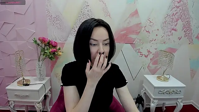 Suzy mcraky1 online show from November 17, 9:26 am