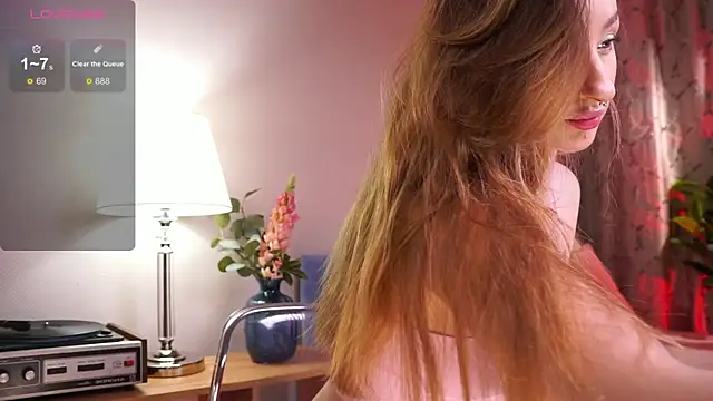 lexy exe online show from January 6, 8:45 pm