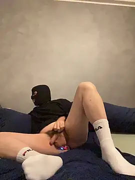 PlayWithMe95 online show from December 2, 11:00 pm