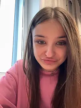 Snapshot of ErikaMuse chatting on November 19, 4:23 am ErikaMuse online show from November 19, 4:23 am