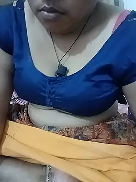 Snapshot of Menka_cut34 chatting on July 7, 9:02 am Menka cut34 online show from July 7, 9:02 am