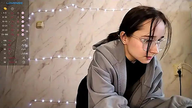 TianaMeiser online show from December 19, 10:11 am