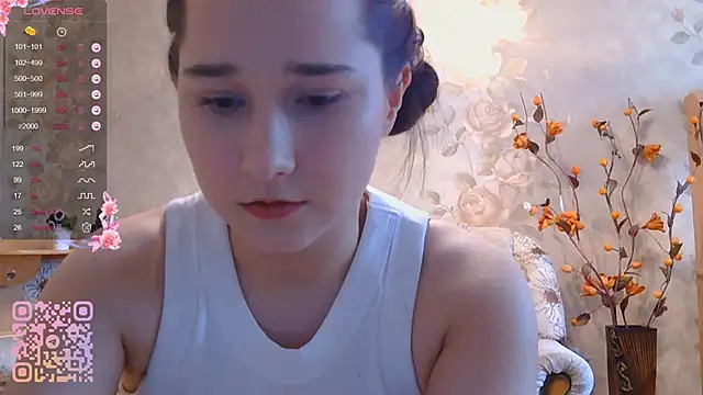 TianaMeiser online show from April 13, 1:05 pm