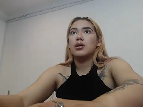 KloeeCavallier online show from February 27, 11:54 am