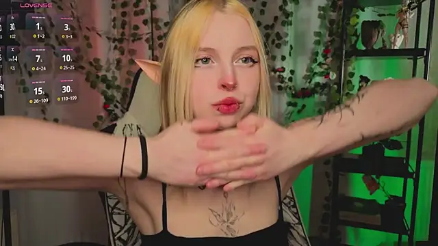 ElvenQueen online show from February 9, 1:26 pm