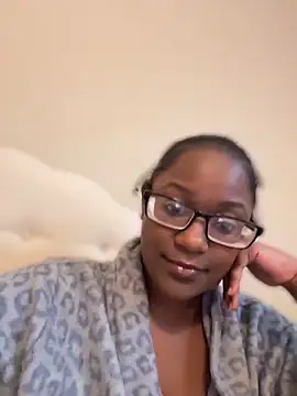 kaywest online show from April 30, 7:53 pm