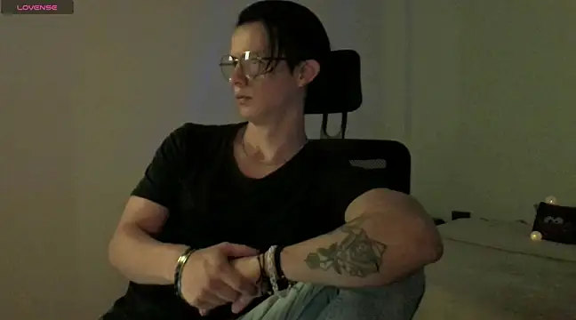 Brandon starkk online show from April 12, 12:10 pm