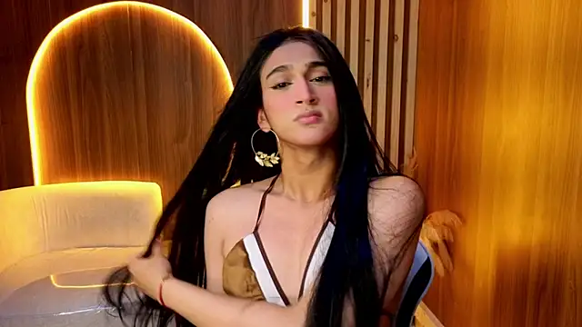 zoe tp online show from January 13, 8:25 pm