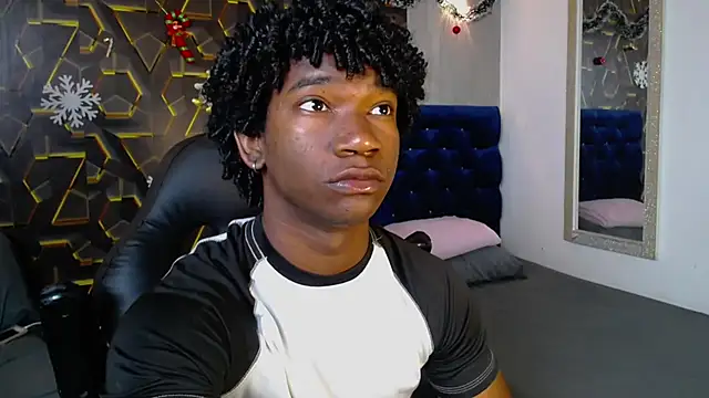 negga cum online show from January 9, 1:25 pm