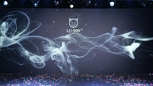 LU-909 online show from December 17, 12:38 am