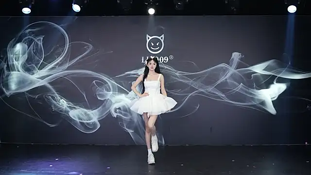 LU-909 online show from January 9, 1:19 am