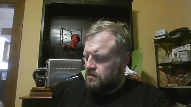 Snapshot of TheOneDonShaun chatting on June 27, 1:43 am TheOneDonShaun online show from June 27, 1:43 am
