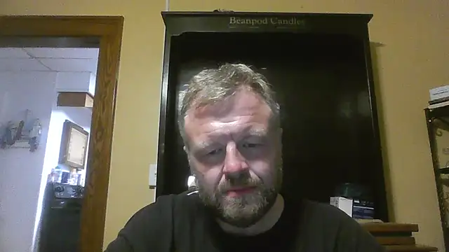 Snapshot of TheOneDonShaun chatting on July 31, 2:33 am TheOneDonShaun online show from July 31, 2:33 am