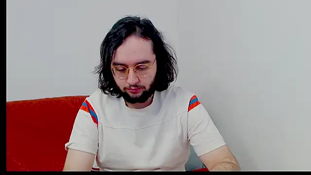 eren jaeger2000 online show from March 30, 11:33 am