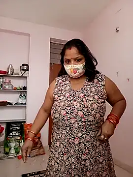 Snapshot of CUTE-LOVE-SWEETS chatting on February 12, 3:56 am CUTE-LOVE-SWEETS online show from February 12, 3:56 am