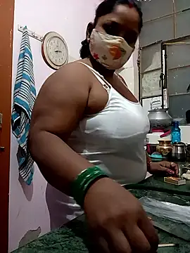 Snapshot of CUTE-LOVE-SWEETS chatting on February 20, 2:39 pm CUTE-LOVE-SWEETS online show from February 20, 2:39 pm