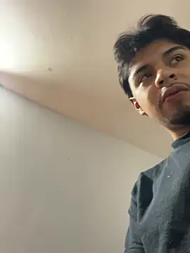 VioleeSaenz online show from February 20, 6:26 am