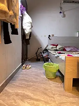 Yes-Baby-A online show from December 16, 2:00 pm