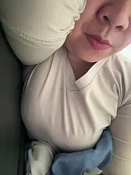 Snapshot of Hot-Today chatting on February 5, 12:32 pm Hot-Today online show from February 5, 12:32 pm