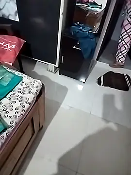 starnighcouple online show from November 18, 5:28 pm