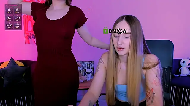  kellykitten  online show from December 15, 4:00 pm