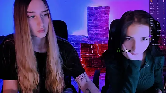 Snapshot of _kellykitten_ chatting on February 3, 10:20 am kellykitten online show from February 3, 10:20 am