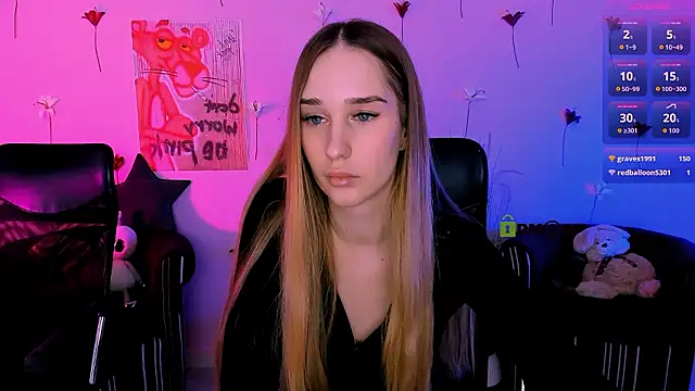 Snapshot of _kellykitten_ chatting on February 19, 12:34 pm kellykitten online show from February 19, 12:34 pm