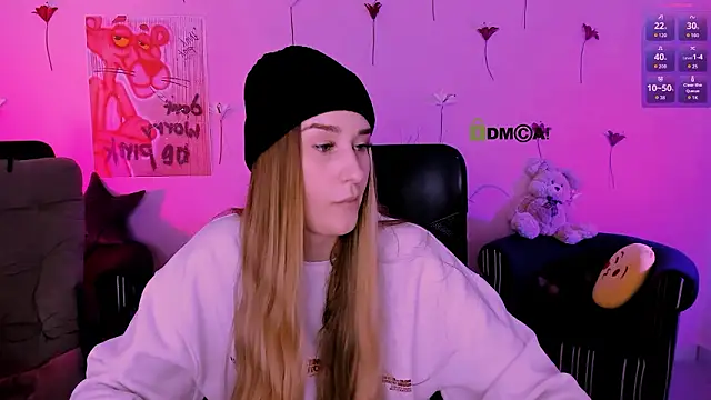 Snapshot of _kellykitten_ chatting on March 3, 2:01 pm kellykitten online show from March 3, 2:01 pm