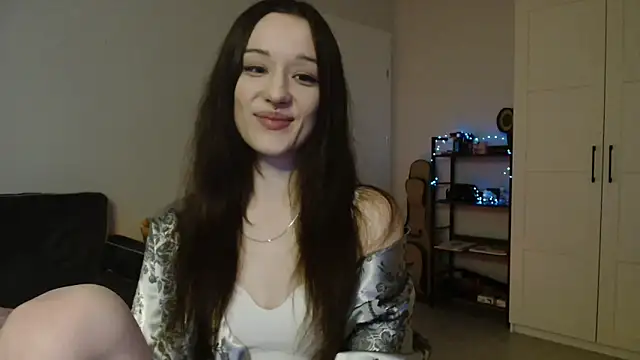 Tinybutt5368 online show from March 9, 4:44 pm