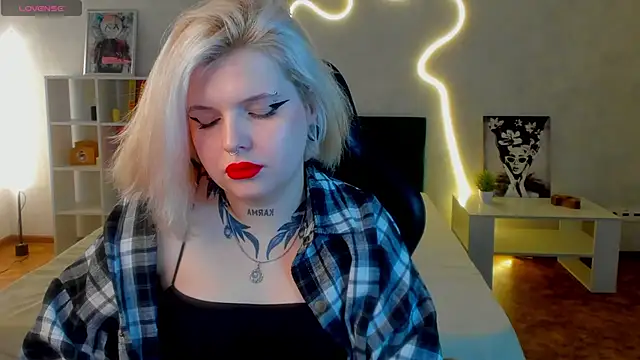 shadow  purrr online show from November 20, 1:28 am