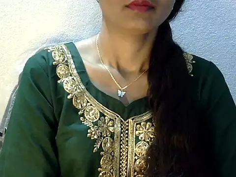 Snapshot of Saheba_S chatting on February 21, 7:42 am Saheba S online show from February 21, 7:42 am