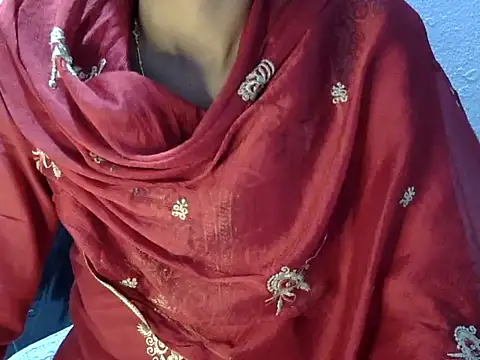 Snapshot of Saheba_S chatting on February 25, 11:58 pm Saheba S online show from February 25, 11:58 pm