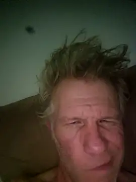 Snapshot of Hardwarelane67 chatting on March 12, 12:11 pm Hardwarelane67 online show from March 12, 12:11 pm