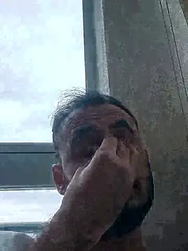 berkkderlerr online show from January 8, 9:22 am