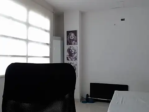 Annie Cervantez online show from January 13, 3:28 pm