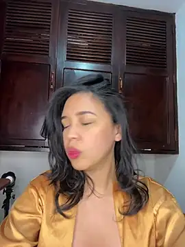 Esmerald 1111 online show from March 31, 11:21 am