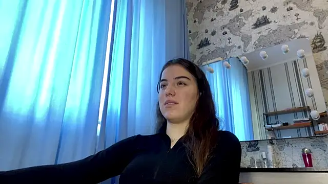 Snapshot of macanmercedes chatting on November 19, 10:48 am macanmercedes online show from November 19, 10:48 am