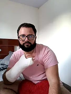 NoahRJ1 online show from November 17, 8:36 pm