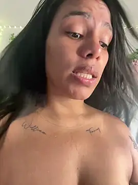 ArielleMillerr- online show from April 4, 5:43 pm