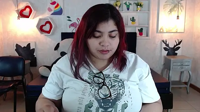 danna garza online show from February 15, 7:54 pm